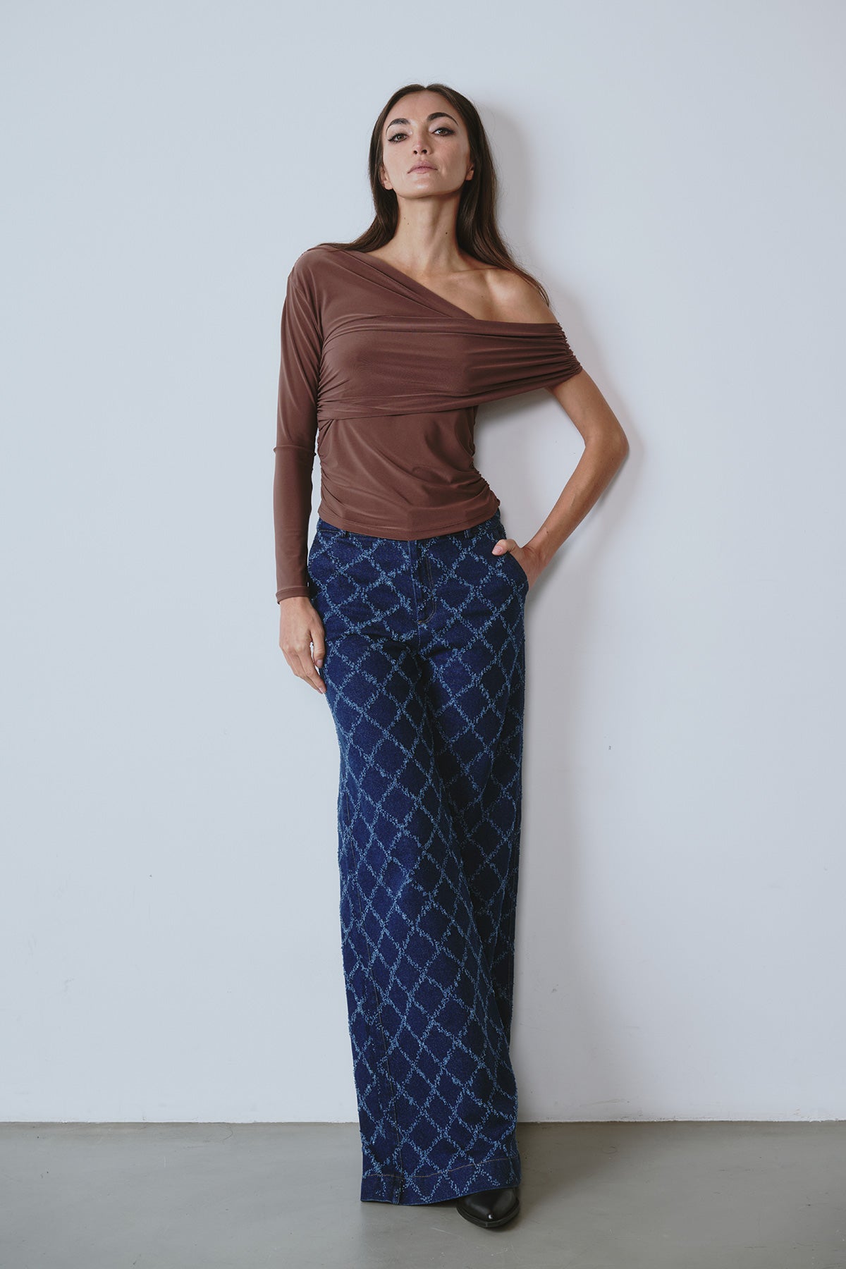 Form One Shoulder Mocha Mousse